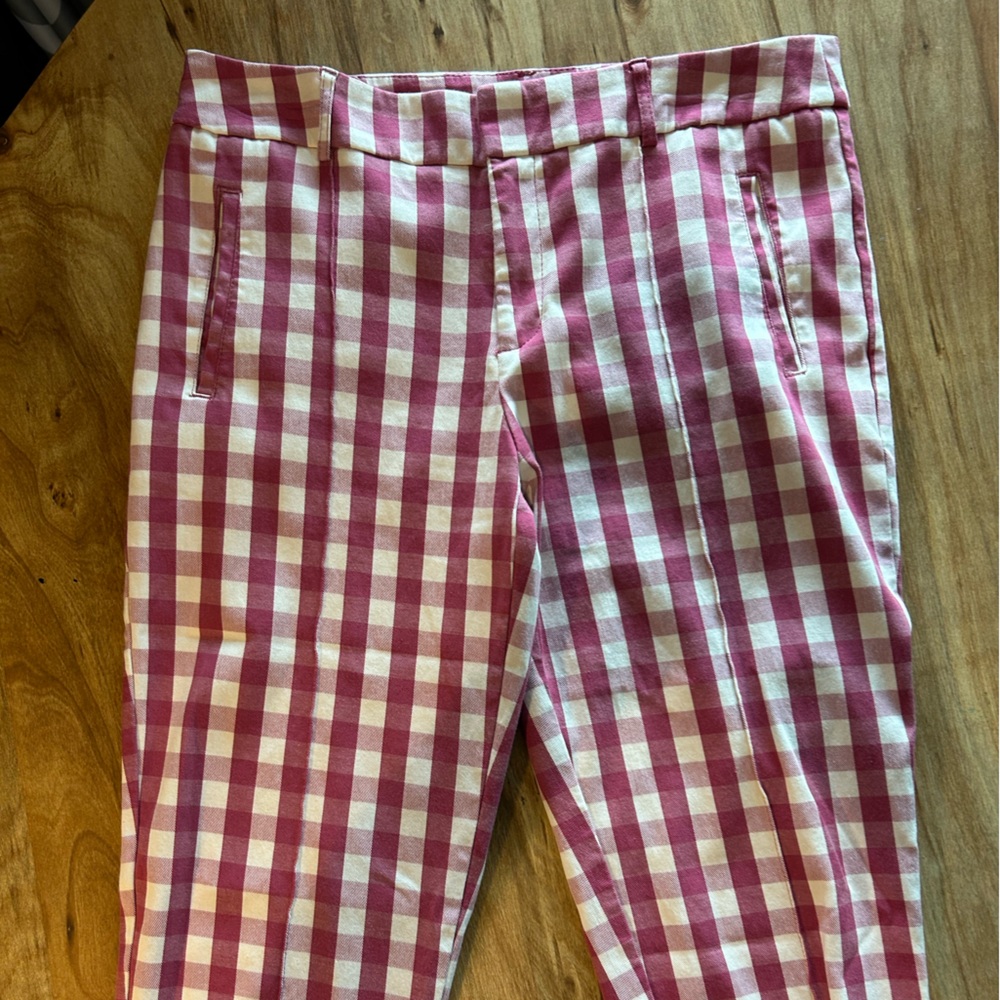 Capri - Pink(mauve)/ White Check - Size 14